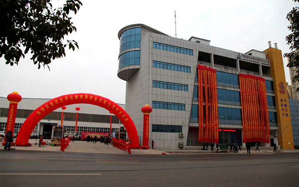 齊達康壓縮機，齊達康加氣站設(shè)備，齊達康開業(yè)儀式，齊達康團隊