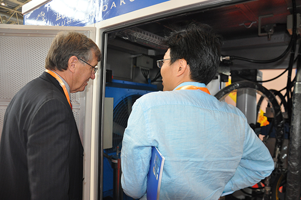 國際友人專程來訪齊達康