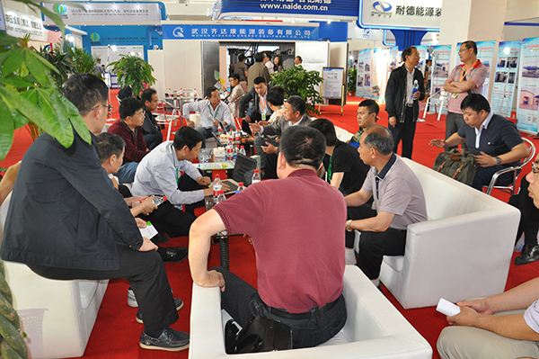 齊達康展會現場火爆